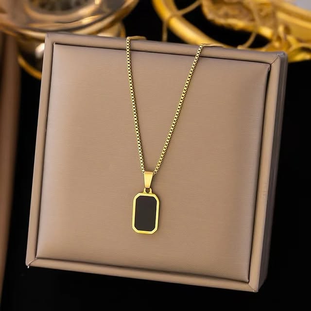GOLDEN HALO NECKLACE