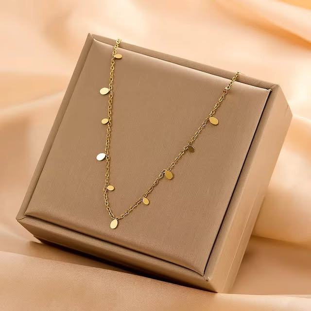 CHAINED AURORA NECKLACE