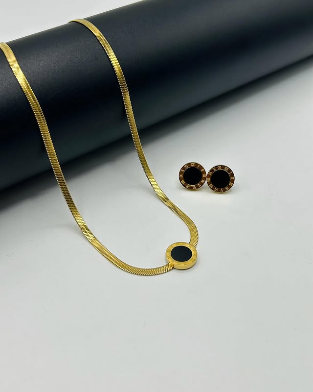 LUNA CHARM SET